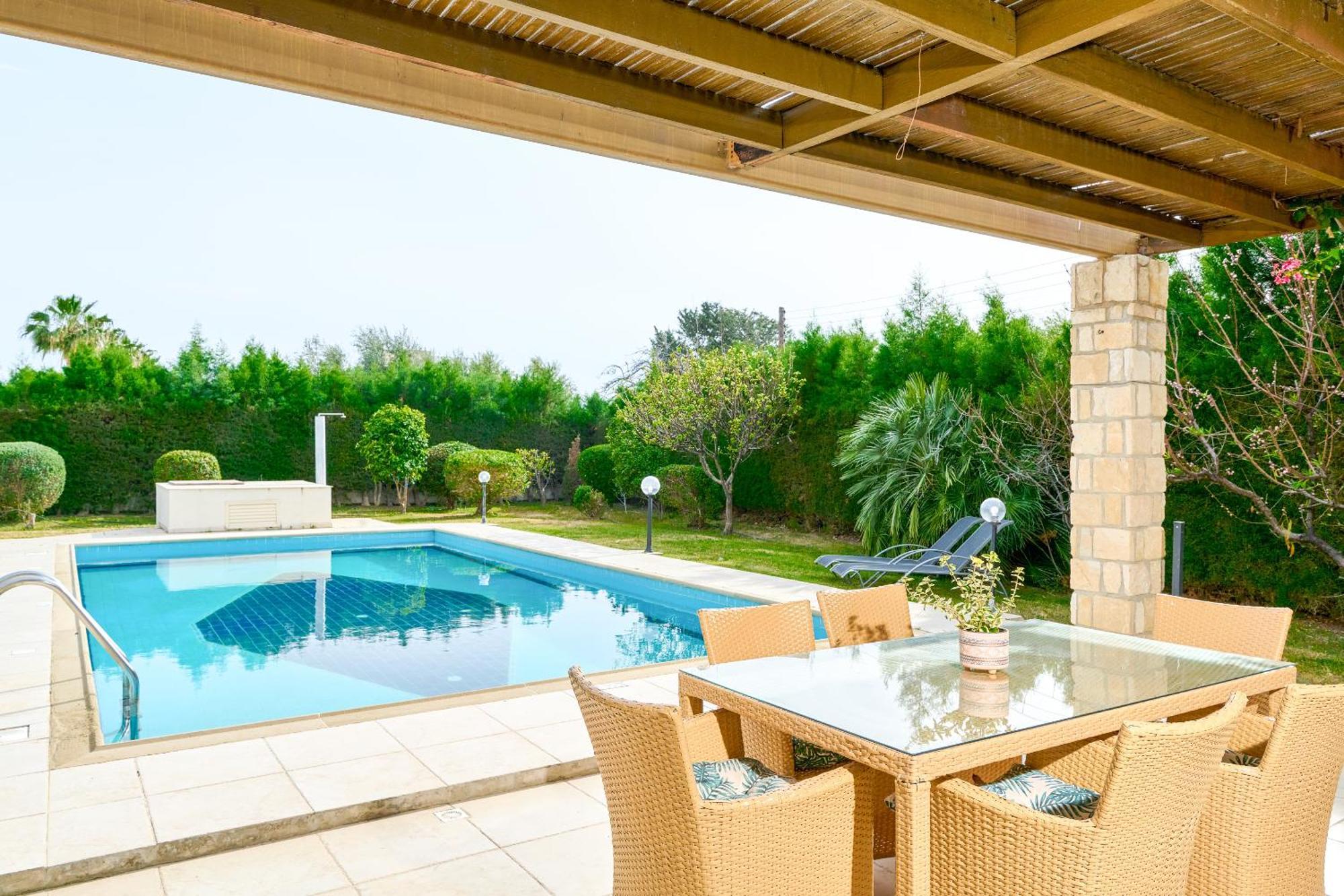 Anassa Privat Pool Near Villa